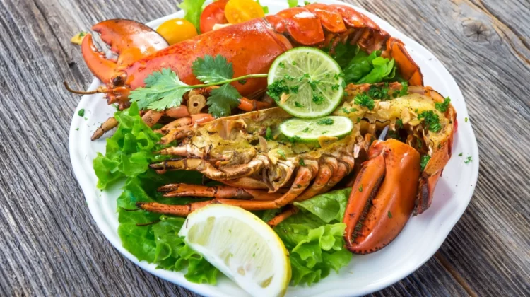Grilled Lobster with Garlic-Parsley Butter￼