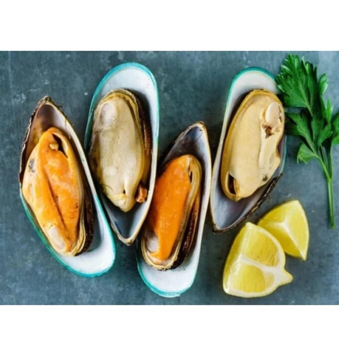 New Zealand Frozen Half Shell Mussels Green 907gm - Black Vanilla Gourmet